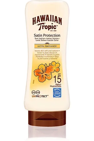 Hawaiian Tropic SATIN PROTECTION ultra radiance sun lotion SPF15. Protector solar corporal. Tipo de Piel: Todo Tipo de Pieles. Texturas: Loción. Protección SPF: Media SPF 15. Green Beauty: Cruelty Free