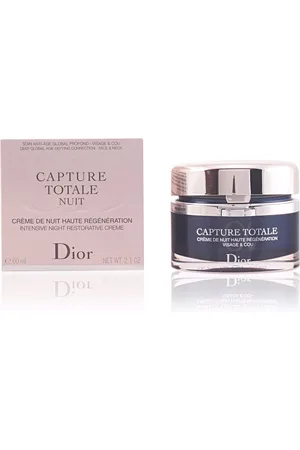 Dior CAPTURE TOTALE crème nuit haute régénération. Cremas Antiarrugas y Antiedad - Tratamiento Facial Antifatiga. Edad: Entre 36 y 50 años, Más de 50 años. Tipo de Piel: Todo Tipo de Pieles. Tratamiento: Noche. Texturas: Crema