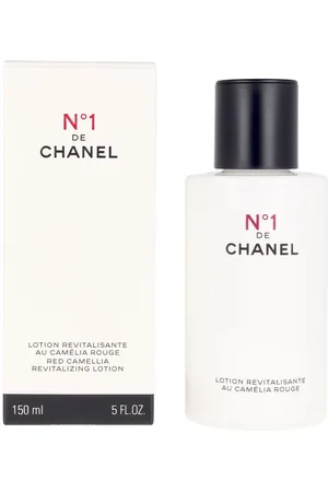 CHANEL Nº 1 revitalizing lotion. Cremas Antiarrugas y Antiedad. Edad: Entre 26 y 35 años, Entre 36 y 50 años, Más de 50 años. Tipo de Piel: Todo Tipo de Pieles. Texturas: Loción. Green Beauty: Ingredientes naturales