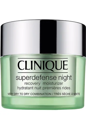 Clinique SUPEDEFENSE ™ Crema Hidratante de Noche Recuperación Celular I/II. Tratamiento Facial Hidratante. Edad: Entre 26 y 35 años, Entre 36 y 50 años, Más de 50 años. Tipo de Piel: Seca, Normal. Tratamiento: Noche. Texturas: Crema. Formulación: Hi