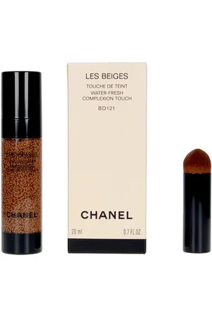 CHANEL LES BEIGES water-fresh complexion touch. Base de maquillaje. Edad: Entre 18 y 25 años, Entre 26 y 35 años, Entre 36 y 50 años, Más de 50 años, Menos de 18 años. Tipo de Piel: Normal. Texturas: Líquido. Formato: Dosificador