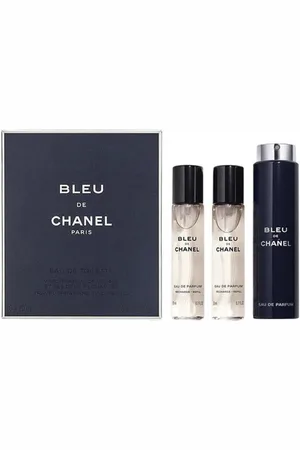 CHANEL BLEU Recargable. Perfume - Recargable. Familias Olfativas: Amaderada, Aromática, Ámbar. Green Beauty: Packaging sostenible, Recarga y rellenable