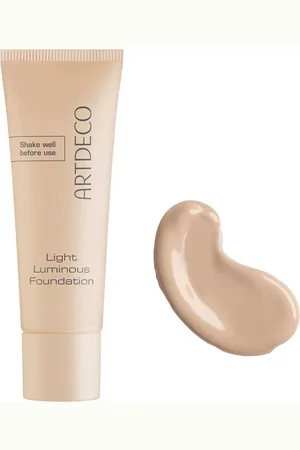 Artdeco LIGHT LUMINOUS foundation. Tratamiento Facial Hidratante. Edad: Entre 18 y 25 años, Entre 26 y 35 años, Entre 36 y 50 años, Más de 50 años, Menos de 18 años. Tipo de Piel: Todo Tipo de Pieles. Texturas: Crema. Tendencias: Skinimalism