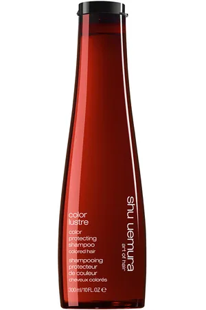 Shu Uemura COLOR LUSTRE champú protector del color cabello teñido. Champú color. Tipo de Cabello: Cabello Teñido. Formulación: Sin Sulfatos. Tendencias: Rosa Mosqueta, Niacinamida. Ingredientes: Rosa Mosqueta, Niacinamida
