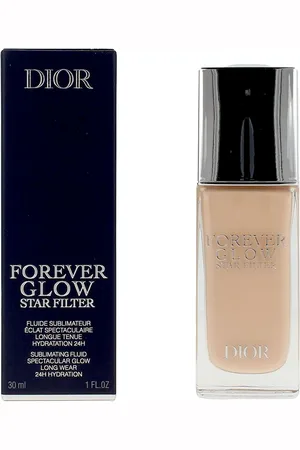 Dior FOREVER GLOW STAR filter fluido. Base de maquillaje. Formulación: No Comedogénico. Green Beauty: Ingredientes naturales. Formato: Dosificador