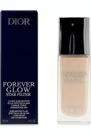 Dior FOREVER GLOW STAR filter fluido. Base de maquillaje. Formulación: No Comedogénico. Green Beauty: Ingredientes naturales. Formato: Dosificador