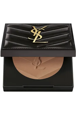 Saint Laurent ALL HOURS HYPER FINISH polvos matificantes multiusos. Polvo compacto. Green Beauty: Ingredientes naturales. Tendencias: Ácido Hialurónico, Niacinamida. Ingredientes: Ácido Hialurónico, Niacinamida