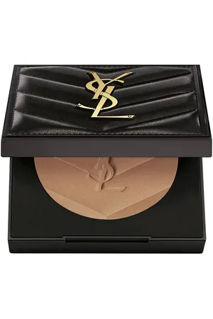 Saint Laurent ALL HOURS HYPER FINISH polvos matificantes multiusos. Polvo compacto. Green Beauty: Ingredientes naturales. Tendencias: Ácido Hialurónico, Niacinamida. Ingredientes: Ácido Hialurónico, Niacinamida