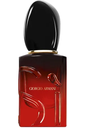 Giorgio Armani SI PASSIONE INTENSE. Perfume - Recargable. Familias Olfativas: Amaderada, Floral. Green Beauty: Packaging sostenible, Recarga y rellenable