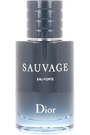 Dior SAUVAGE EAU FORTE. Perfume. Familias Olfativas: Especiada, Fougère. Formulación: Sin Alcohol