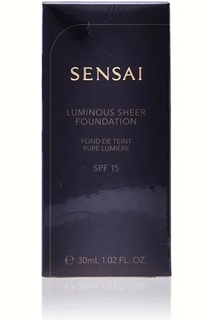 SENSAI LUMINOUS SHEER FOUNDATION. Base de maquillaje. Protección SPF: Baja SPF 10