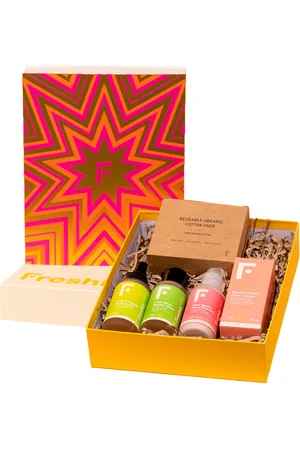Freshly Cosmetics RUTINA COMPLETA ESTUCHE. Tratamiento Facial Hidratante. Tratamiento: Día. Formulación: Sin Parabenos, No Comedogénico, Sin Alcohol. Green Beauty: Ingredientes naturales, Vegano, Cruelty Free. Formato: Dosificador. Tendencias: Ácido Hialurón