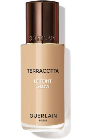 Guerlain TERRACOTTA LE TEINT GLOW fondo de maquillaje fluido. Base de maquillaje. Edad: Entre 18 y 25 años, Entre 26 y 35 años, Entre 36 y 50 años, Más de 50 años. Tipo de Piel: Todo Tipo de Pieles. Texturas: Fluido, Líquido. Green Beauty: Ingredien