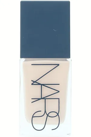 NARS LIGHT REFLECTING ADVANCE SKINCARE fondo fluido. Base de maquillaje. Formulación: No Comedogénico