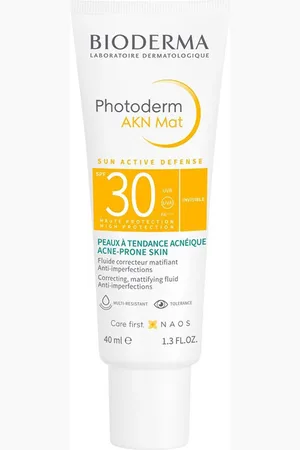 Bioderma PHOTODERM AKN MAT fluido pieles grasas y acnéicas SPF30. Protector solar facial. Edad: Entre 18 y 25 años, Entre 26 y 35 años, Entre 36 y 50 años, Más de 50 años, Menos de 18 años. Tipo de Piel: Todo Tipo de Pieles. Texturas: Crema, Gel. Fo