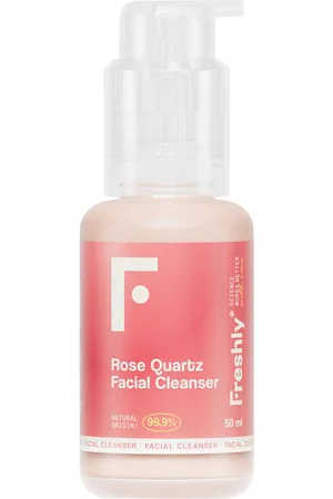 Freshly Cosmetics ROSE QUARTZ gel limpiador facial. Limpiador facial. Tipo de Piel: Sensible, Todo Tipo de Pieles, Atópica. Formulación: Sin Sulfatos, Sin Siliconas. Green Beauty: Ingredientes naturales, Vegano, Cruelty Free. Formato: Dosificador. Tendencias