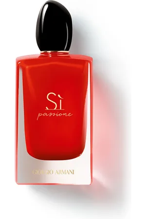 Giorgio Armani SÌ PASSIONE. Perfume. Familias Olfativas: Floral, Frutal
