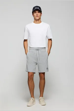 Polo Club® Bermuda Jonas Gris Vigoré De Algodón Y Patrón Relaxed Fit Con Parche En Sarga Engomado