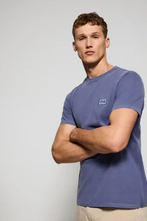 Polo Club® Camiseta Garment Dye Con Logo Engomado