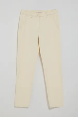 Polo Club® Pantalón Chino May Color Crudo Con Bordado En Bolsillo Minimal