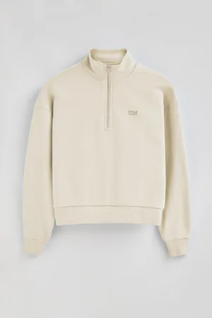 Polo Club® Sudadera Color Crudo Boxy Fit Con Logo Engomado