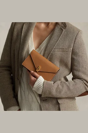 Ralph Lauren Bolso cartera Polo ID de piel con cadena