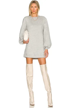 REVOLVE Lovers and Friends Lovers and friends vestido sudadera jessa en color gris talla L en - Grey. Talla L (también en S).