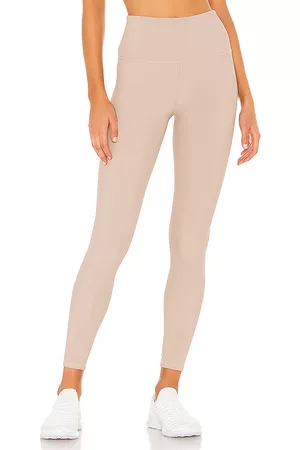 REVOLVE BEACH RIOT Beach riot legging ayla en color nude talla L en - Nude. Talla L (también en M, S, XL).