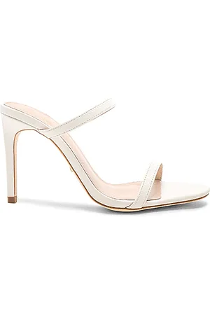 REVOLVE RAYE Raye sandalia con tacón nina en color talla 10 en - White. Talla 10 (también en 5.5, 6, 6.5, 7, 9).