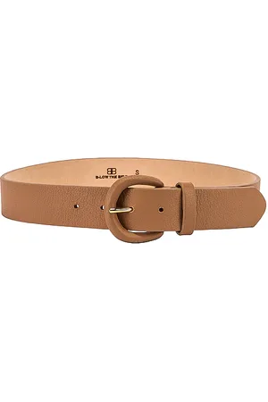 REVOLVE B-Low the Belt B-low the belt cinturón yara en color bronce talla S en - Tan. Talla S (también en XS).