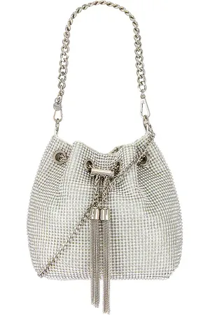 REVOLVE Olga berg Olga berg bolsa sylvie en color metálico talla all en - Metallic Silver. Talla all.