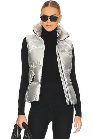 REVOLVE SAM. Sam. chaleco freedom en color metálico talla M en - Metallic Silver. Talla M (también en S, XS).
