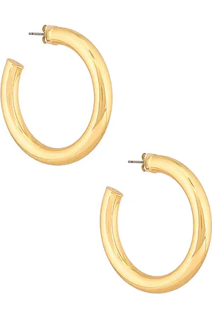 REVOLVE Five and Two Five and two pendientes jill en color oro metálico talla all en - Metallic Gold. Talla all.