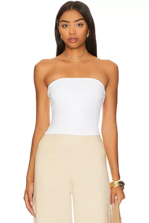 REVOLVE SNDYS Sndys top sin tirantes easy en color talla XL en - White. Talla XL (también en XXS).