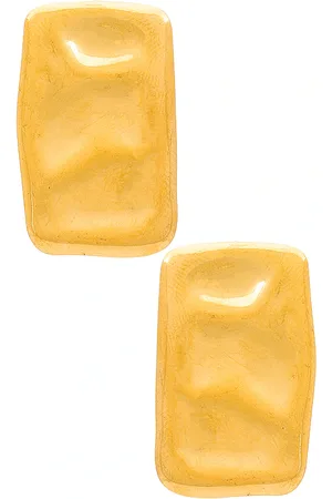 REVOLVE Casa Clara Casa clara pendientes sade en color oro metálico talla all en - Metallic Gold. Talla all.