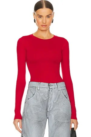REVOLVE AFRM Afrm body carson en color rojo talla 1X en - Red. Talla 1X (también en 2X, 3X, XL, XS).