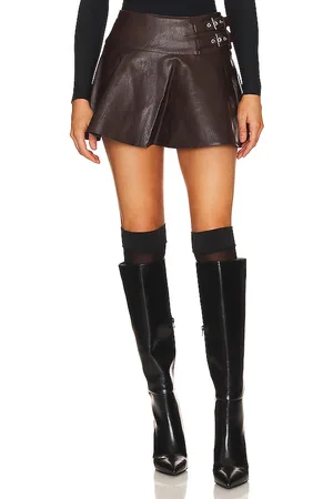 REVOLVE WeWoreWhat Weworewhat minifalda con hebilla de cuero vegano en color marrón talla 0 en - Brown. Talla 0 (también en 00, 12