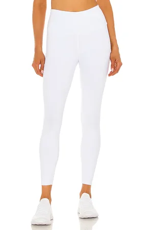 REVOLVE Alo Alo 7/8 airbrush legging en color talla L en - White. Talla L (también en M, XS).