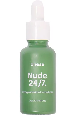 REVOLVE Anese Anese aceite para el cabello del bikini nude 24/7 bikini hair oil en color oro metálico talla all en /A - Metallic Gold. Talla all.