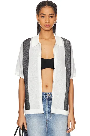 REVOLVE WAO Wao short sleeve knit shirt en color blanco talla S en - White. Talla S (también en XS).