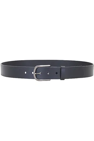REVOLVE TravisMathew Travismathew cinturón en color talla 30 en - Black. Talla 30 (también en 32, 34, 36).