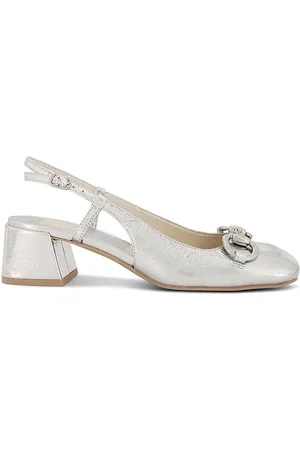REVOLVE Dolce Vita Dolce vita sandalia gemina en color metálico talla 8 en - Metallic Silver. Talla 8 (también en 8.5).
