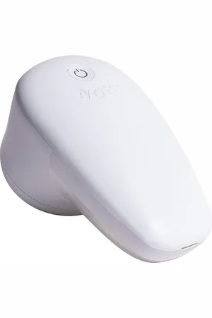 REVOLVE Nori Nori afeitadora para recortar telas trim fabric shaver en color talla all en - White. Talla all.