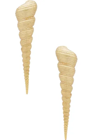 REVOLVE Jennifer Behr Jennifer behr pendientes bronte en color oro metálico talla all en - Metallic Gold. Talla all.
