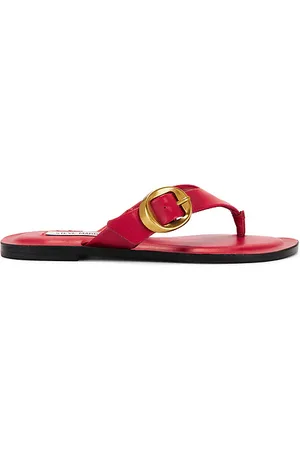 REVOLVE Steve Madden Steve madden sandalia rays en color rojo talla 6 en - Red. Talla 6 (también en 8.5).