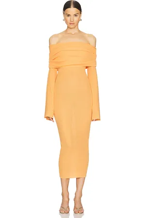 REVOLVE SER.O.YA Ser.o.ya vestido midi tallulah en color naranja talla M en - Orange. Talla M (también en S).