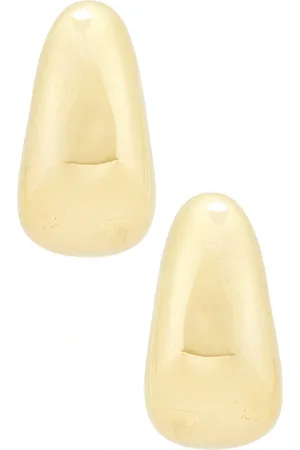 REVOLVE Heaven Mayhem Heaven mayhem pendientes beanie en color oro metálico talla all en - Metallic Gold. Talla all.