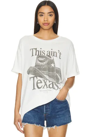 REVOLVE The Laundry Room The laundry room camiseta tamaño grande this aint texas en color talla L en - White. Talla L (también en M, S, XL, XS).