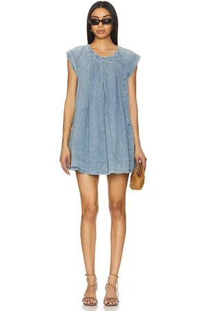 REVOLVE Free People Free people vestido free people marcel en color denim-medium talla S en - Denim-Medium. Talla S (también en XS).