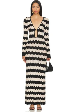 REVOLVE Capittana Capittana maxi vestido punto ella en color negro talla all en - Black. Talla all.